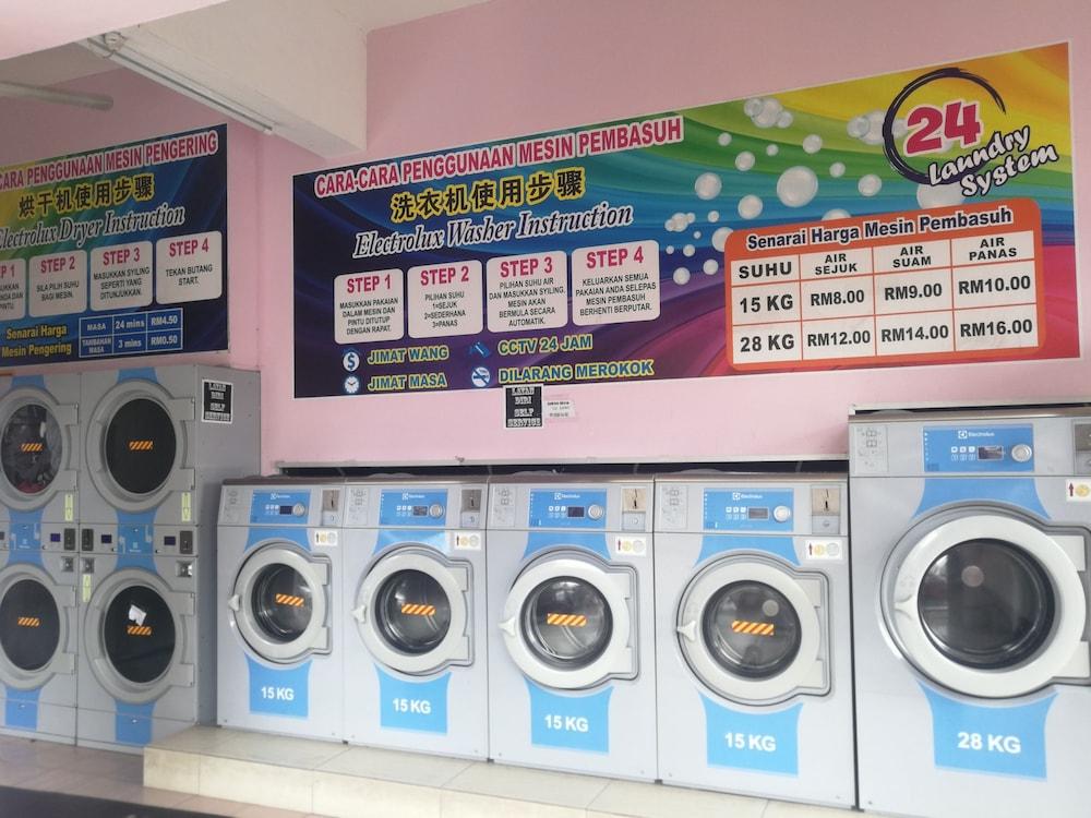 City Garden Hotel Tawau Bagian luar foto